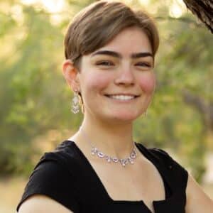 Macy Halverson Winner of EVCT's College Scholarship